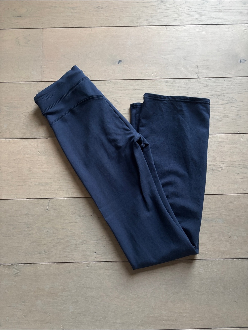 Alo Sway bootcut sweatpants
